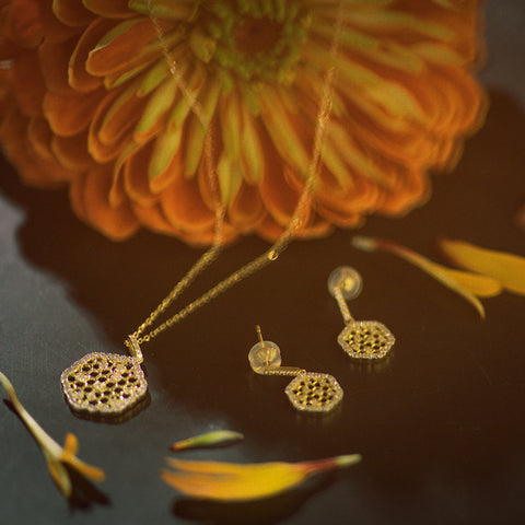 ハニカムドリームネックレス